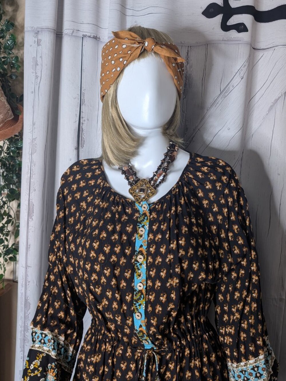 Boho Mini Dress Black Paisley Print L/S Tassel Tie Waist Size XL NWOT - Picture 2 of 12